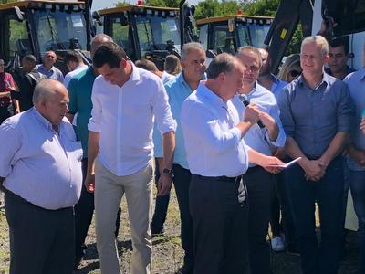 Investimentos de mais de R$ 15,44 milhões geram 58 máquinas a Municípios do Paraná