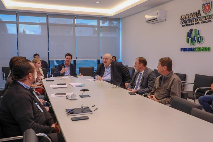 Conselheiros realizam a 178ª Reunião Ordinária do Conselho de Administração do Paranacidade