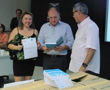 As 399 Prefeituras do Paraná vão receber, pela SEDU, livros sobre Ciclomobilidade 